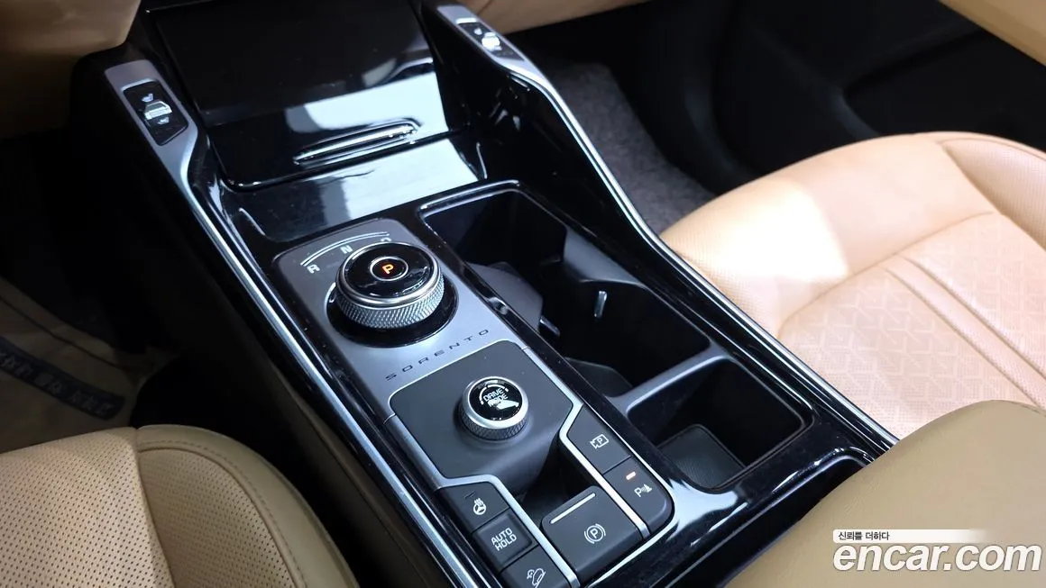Kia Sorento — фото 9