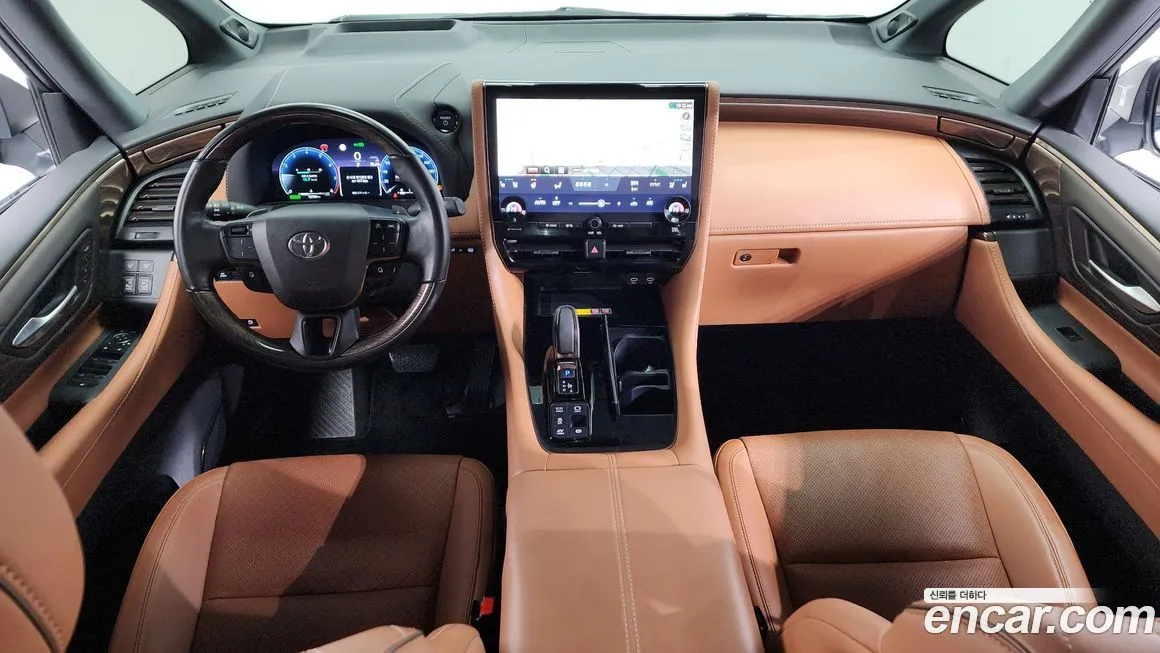 Toyota Alphard — фото 7