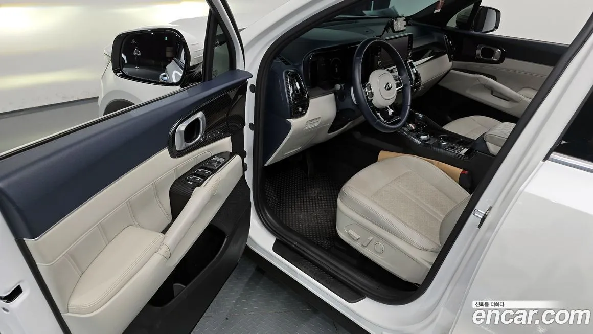 Kia Sorento — фото 10