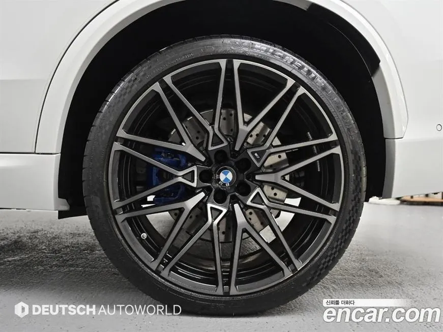 BMW X5M 2024 из KR, фото 7