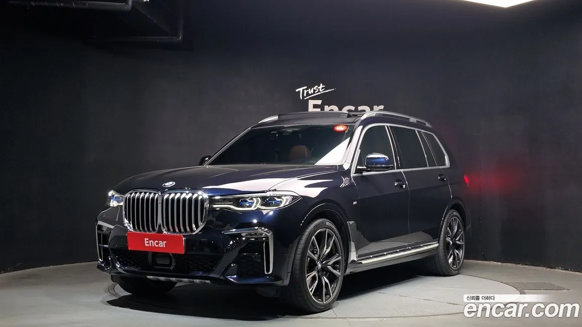 BMW X7 — фото 1
