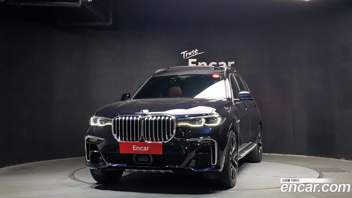 BMW X7 — фото 3