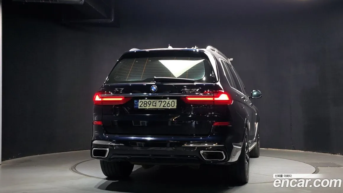 BMW X7 — фото 4