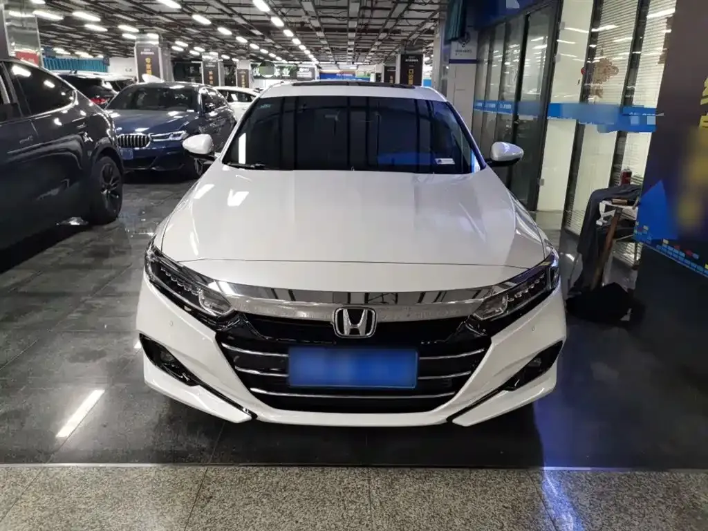 Honda Accord 2023 из CN, фото 3