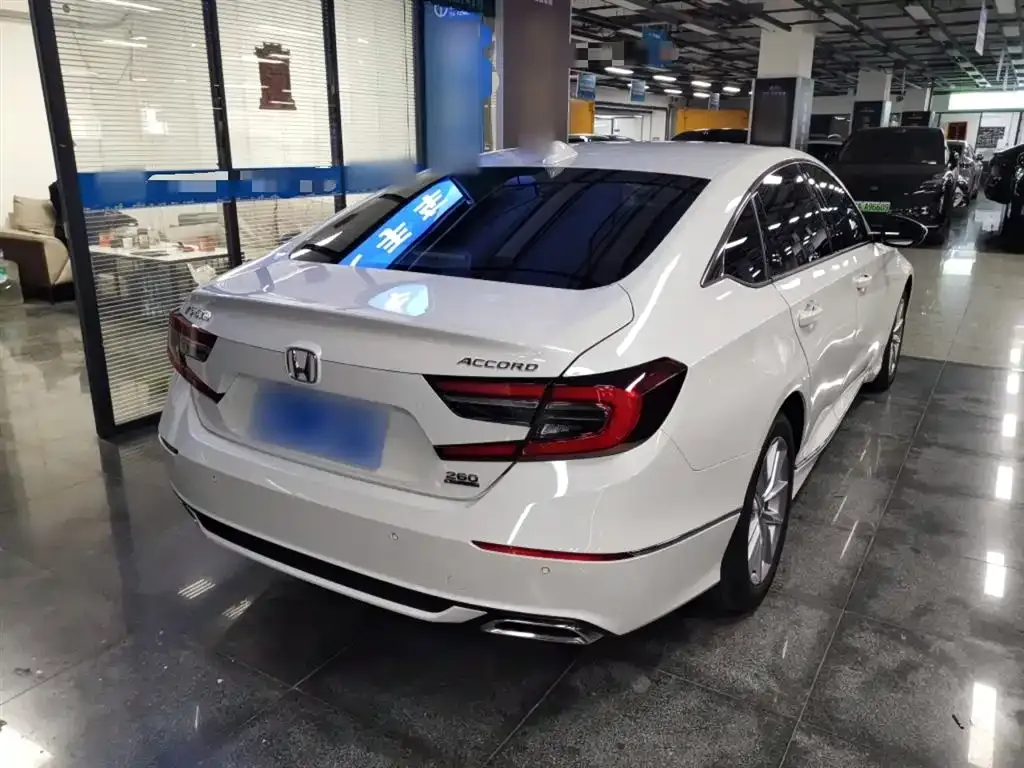 Honda Accord 2023 из CN, фото 7