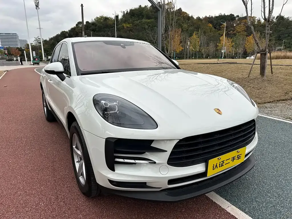 Porsche Macan — фото 8