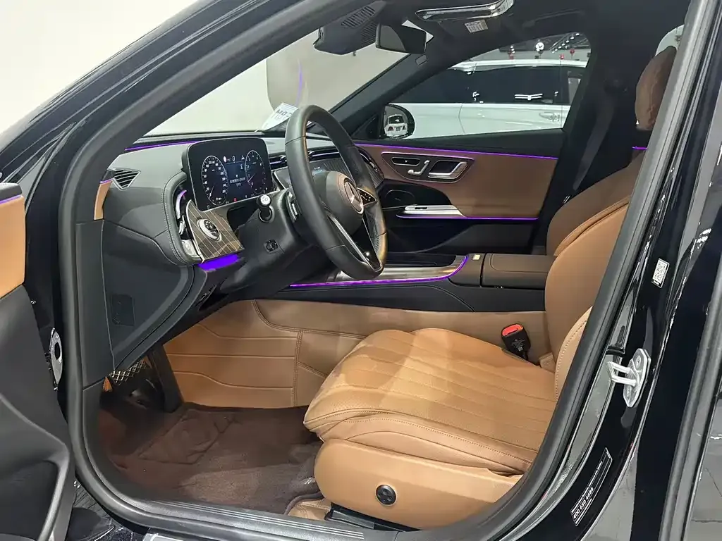Mercedes-Benz E-Class 2024 из CN, фото 4