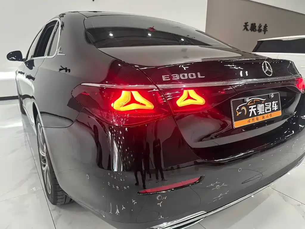 Mercedes-Benz E-Class 2024 из CN, фото 8