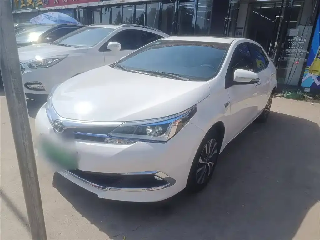 Toyota Corolla Hybrid 2022 из CN, фото 1