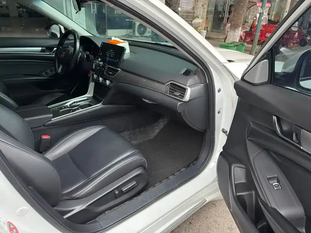 Honda Accord 2022 из CN, фото 7