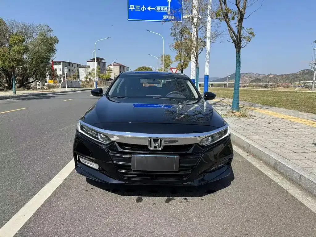 Honda Accord 2021 из CN, фото 2