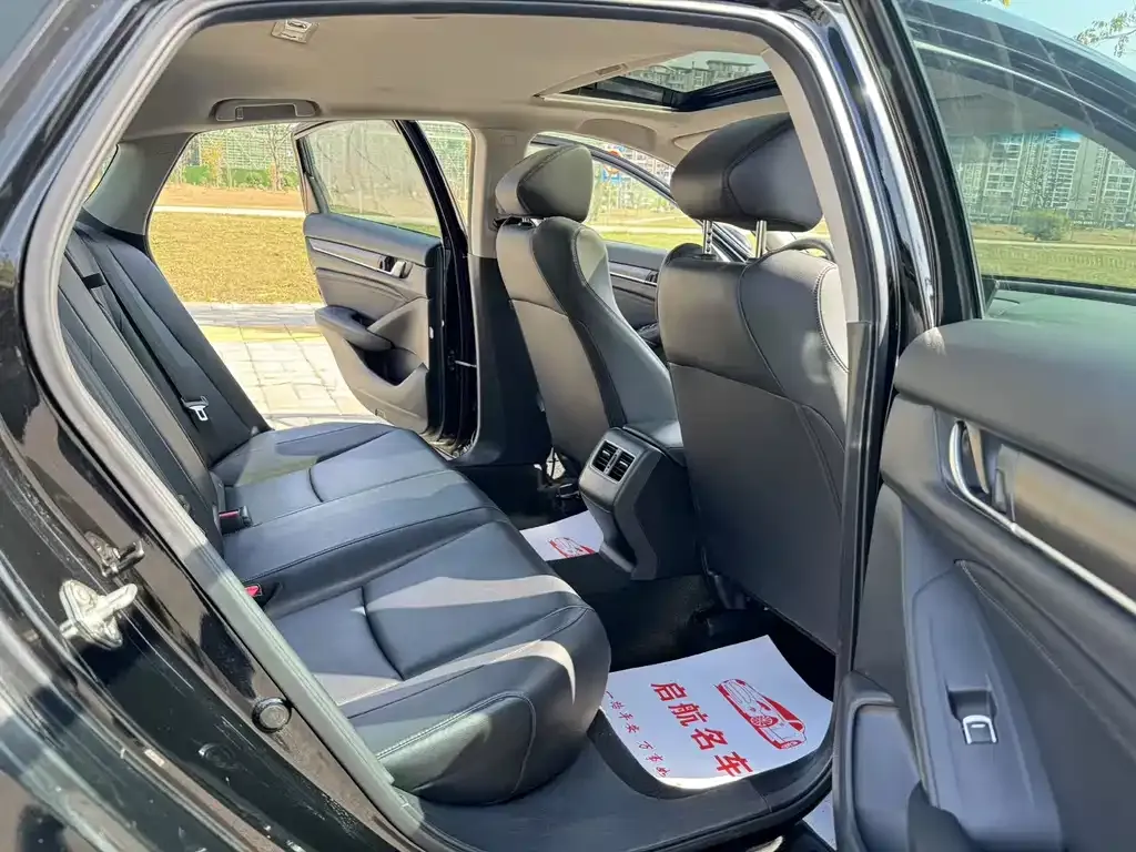 Honda Accord 2021 из CN, фото 9