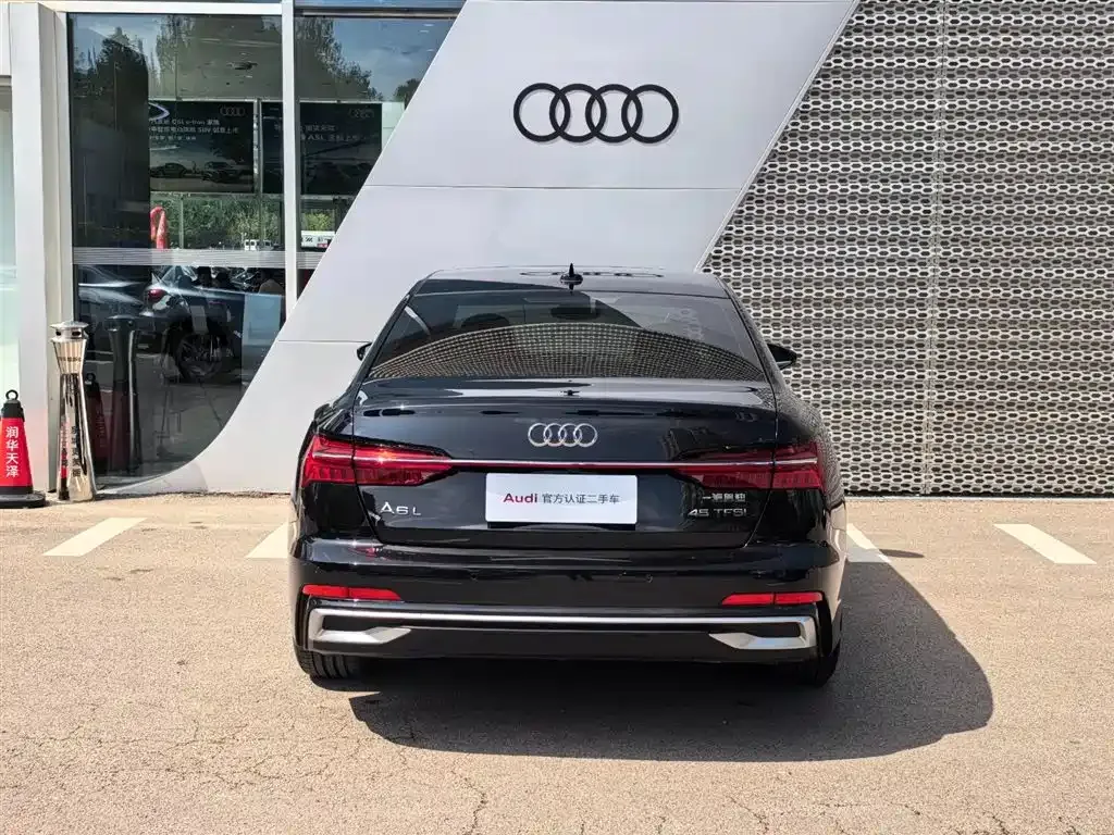 Audi A6L 2024 из CN, фото 5