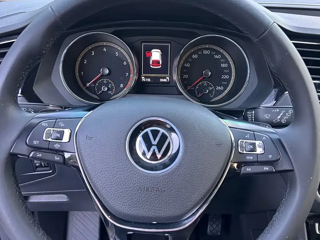 Volkswagen Tiguan L 2021 из CN, фото 10
