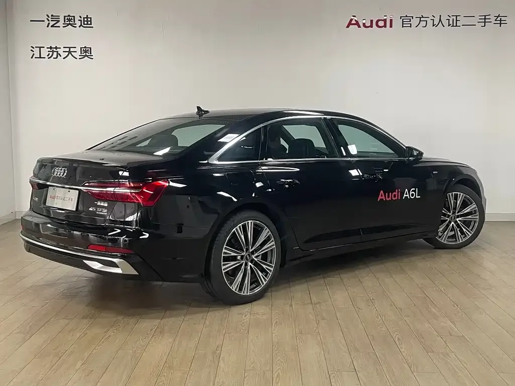 Audi A6L 2025 из CN, фото 4
