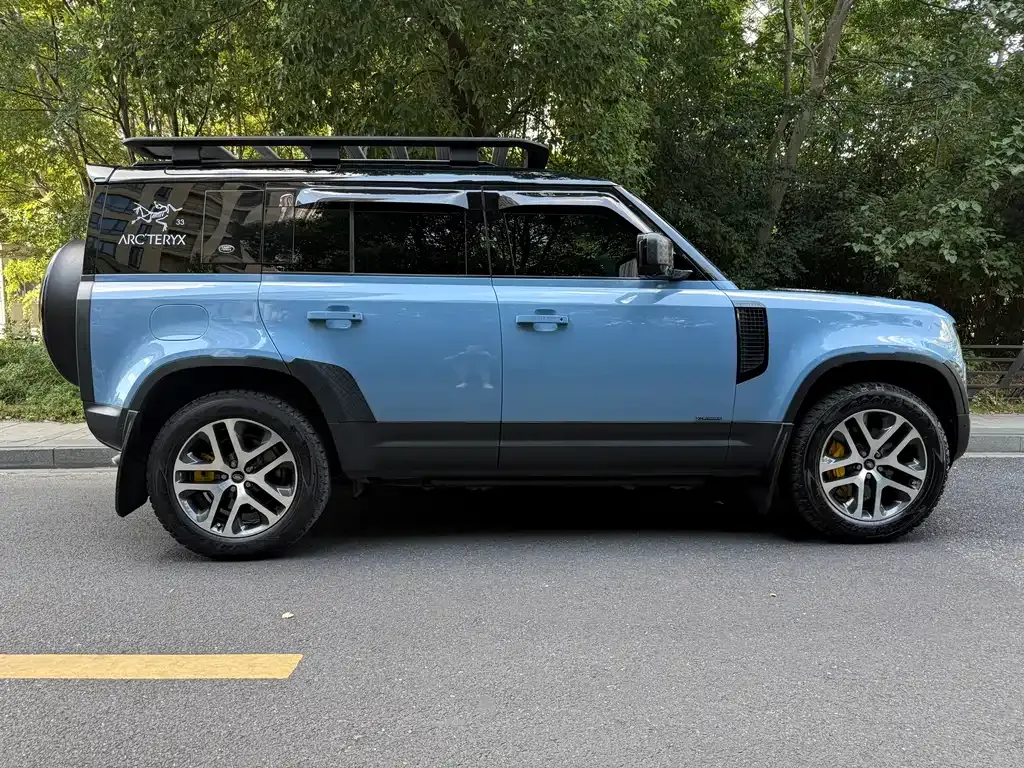 Land Rover Defender — фото 2