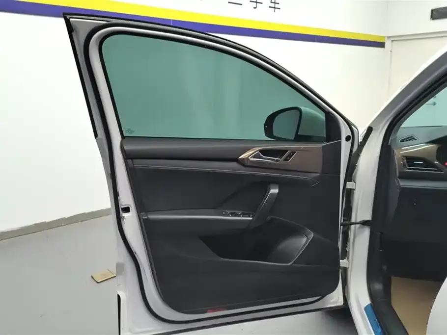 Volkswagen Tharu 2021 из CN, фото 7