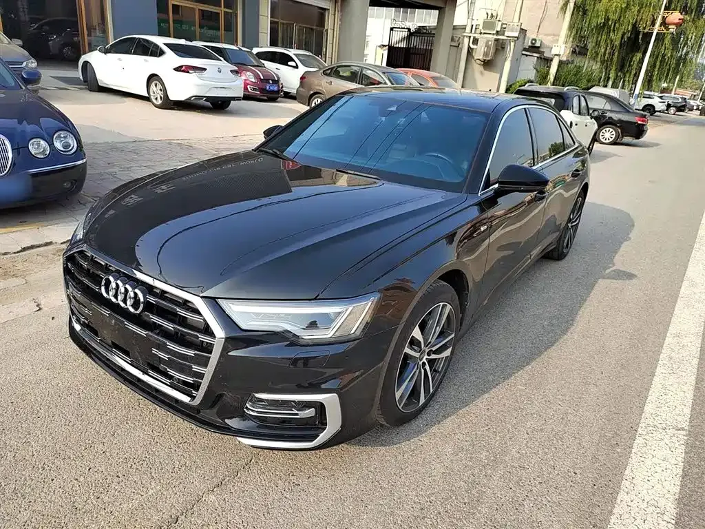 Audi A6L — фото 2
