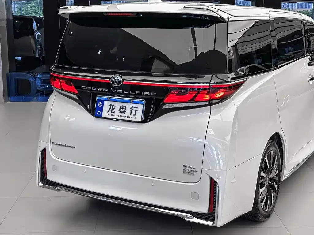 Toyota Vellfire 2024 из CN, фото 6