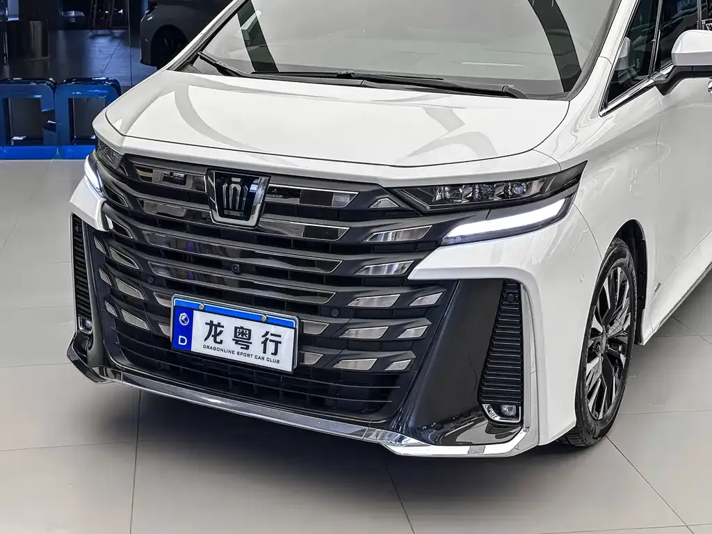 Toyota Vellfire 2024 из CN, фото 7