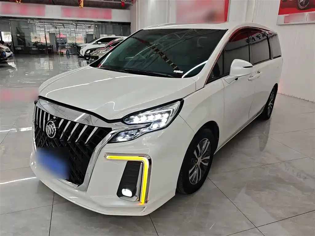 Buick GL8 2022 из CN, фото 2
