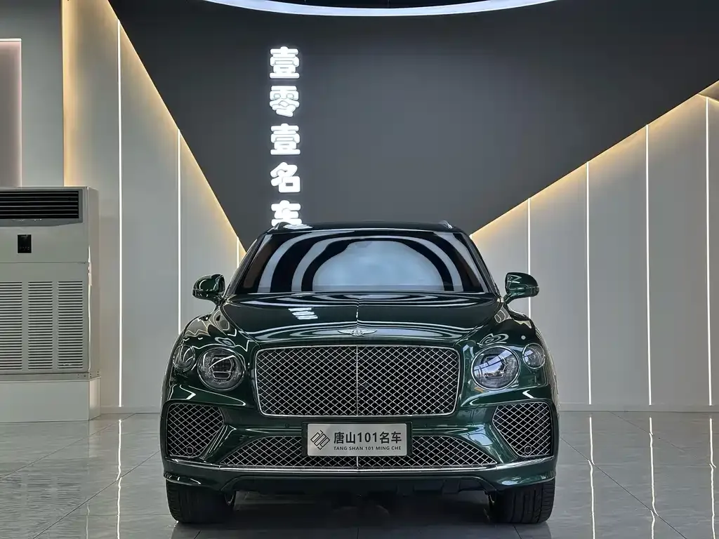 Bentley Bentayga — фото 2