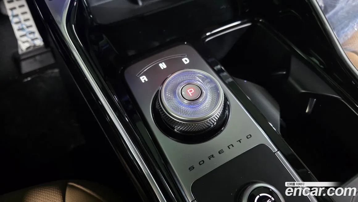 Kia Sorento — фото 9