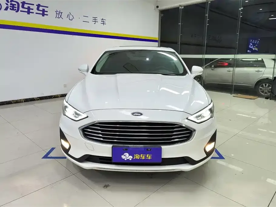 Ford Mondeo 2021 из CN, фото 2