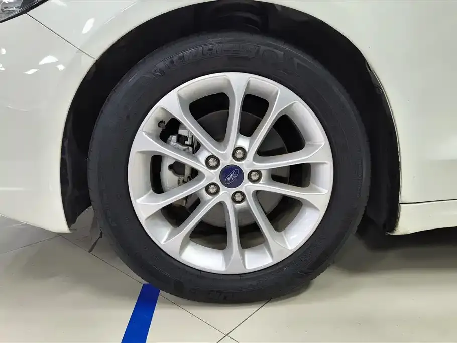 Ford Mondeo 2021 из CN, фото 6