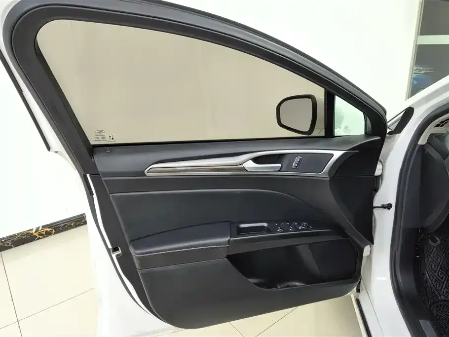 Ford Mondeo 2021 из CN, фото 7