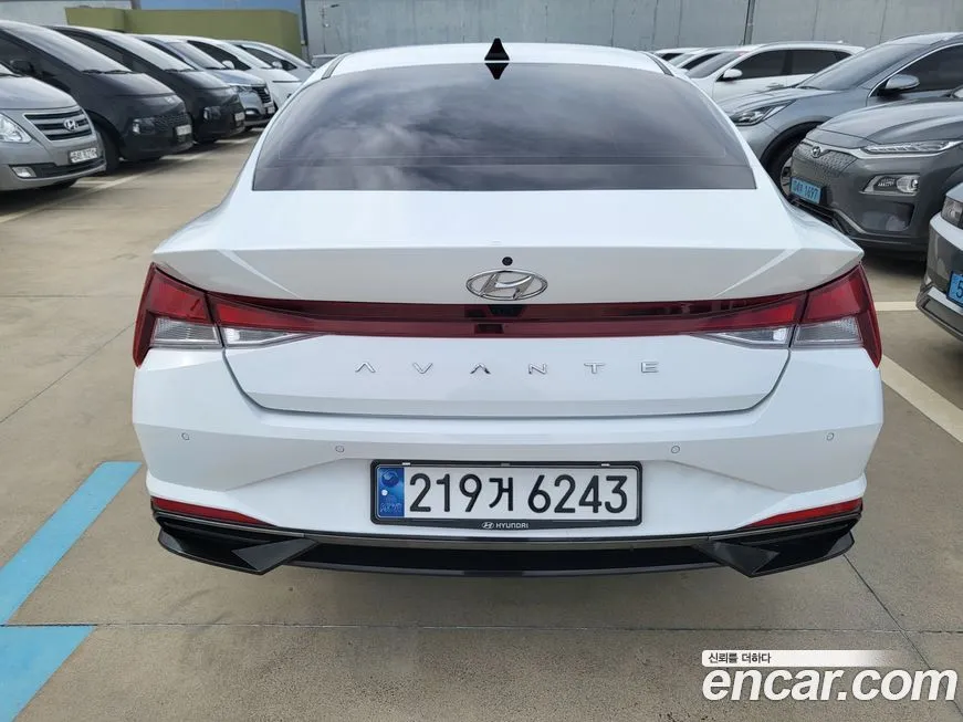 Hyundai AVANTE — фото 6