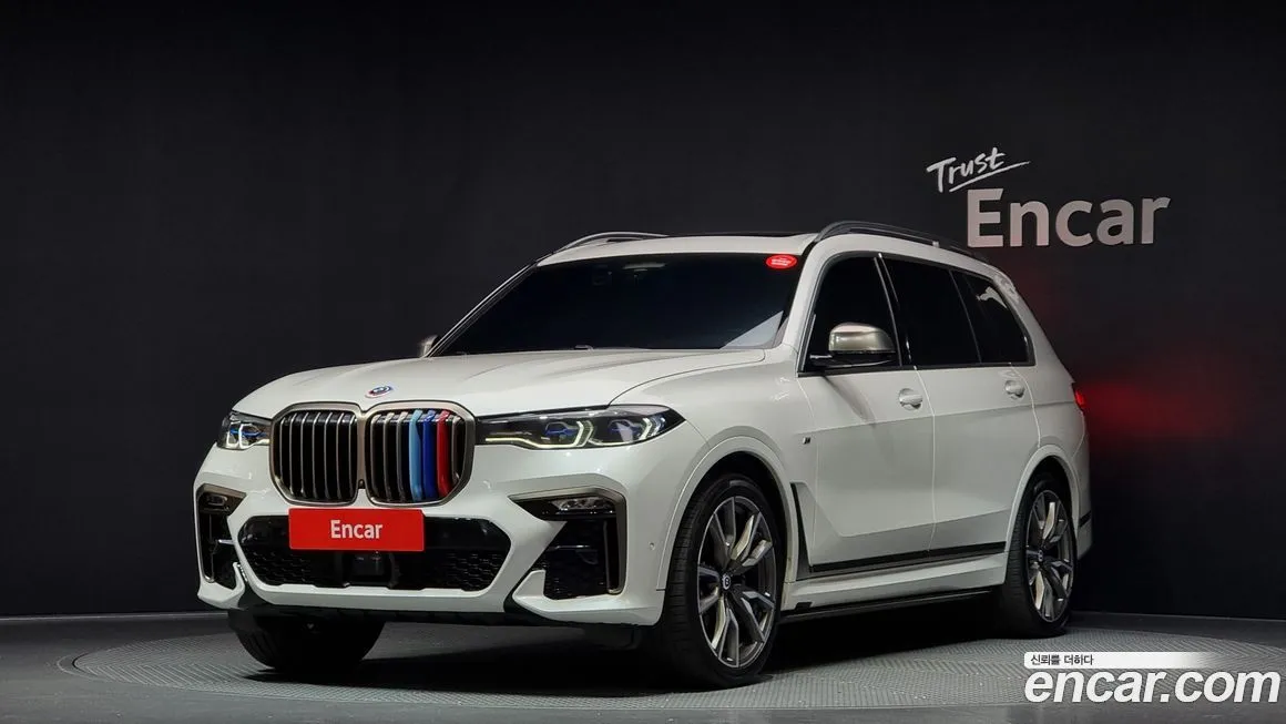 BMW X7 — фото 1