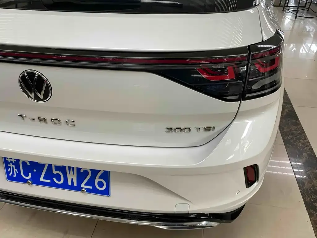 Volkswagen T-Roc 2023 из CN, фото 10