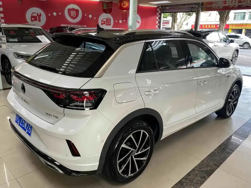 Volkswagen T-Roc 2023 из CN, фото 9