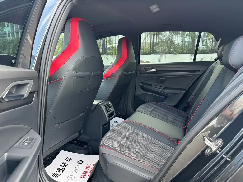 [object Object] Golf GTI 2022 из CN, фото 10