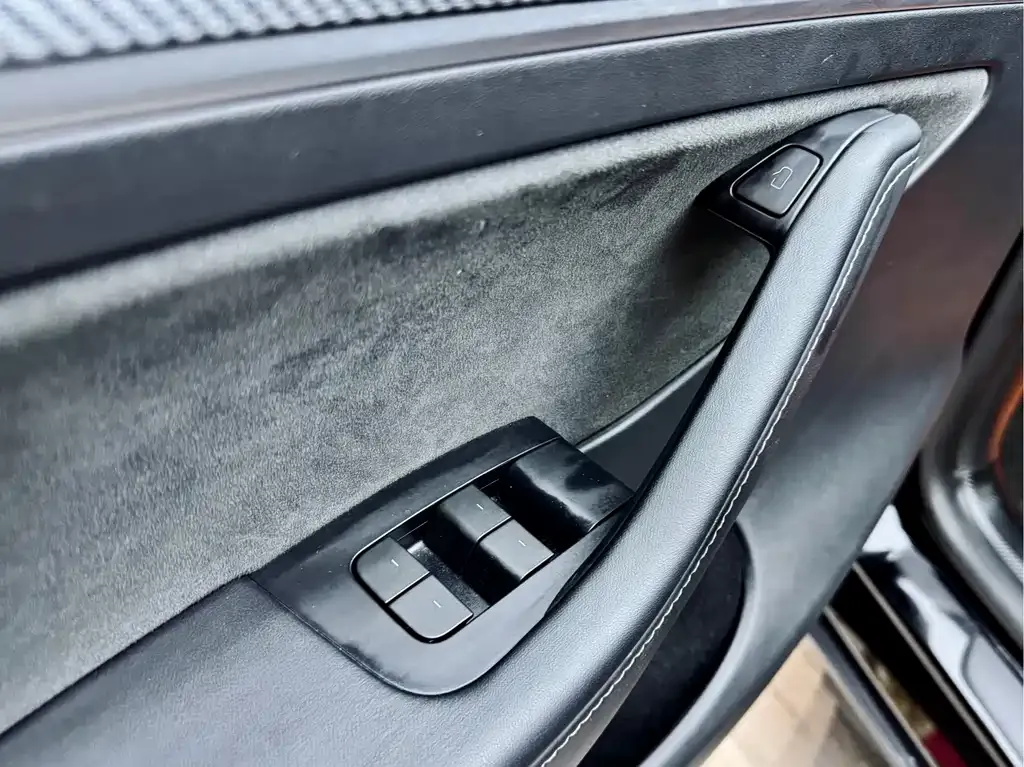 Tesla Model Y 2024 из CN, фото 10