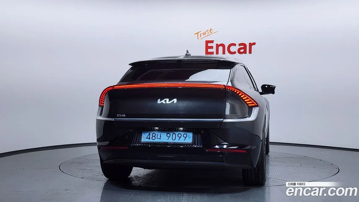 Kia EV6 — фото 4
