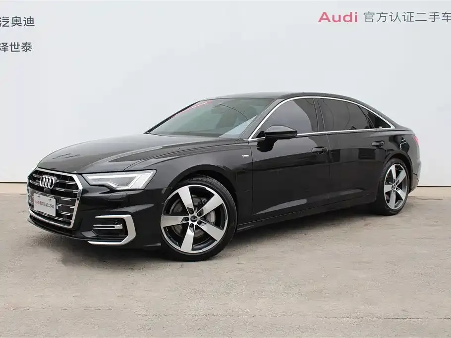 Audi A6L — фото 1