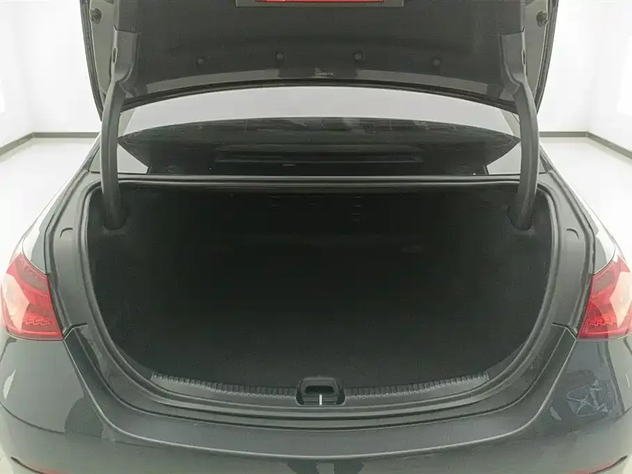 Mercedes-Benz C-Class 2024 из CN, фото 4