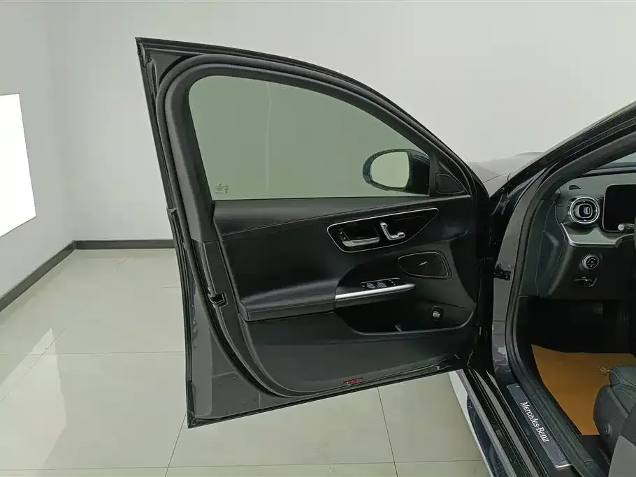 Mercedes-Benz C-Class 2024 из CN, фото 7