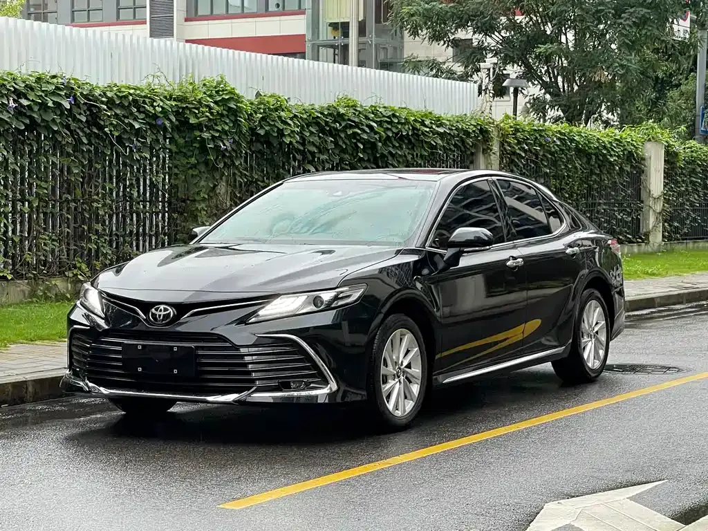Toyota Camry 2024 из CN, фото 1