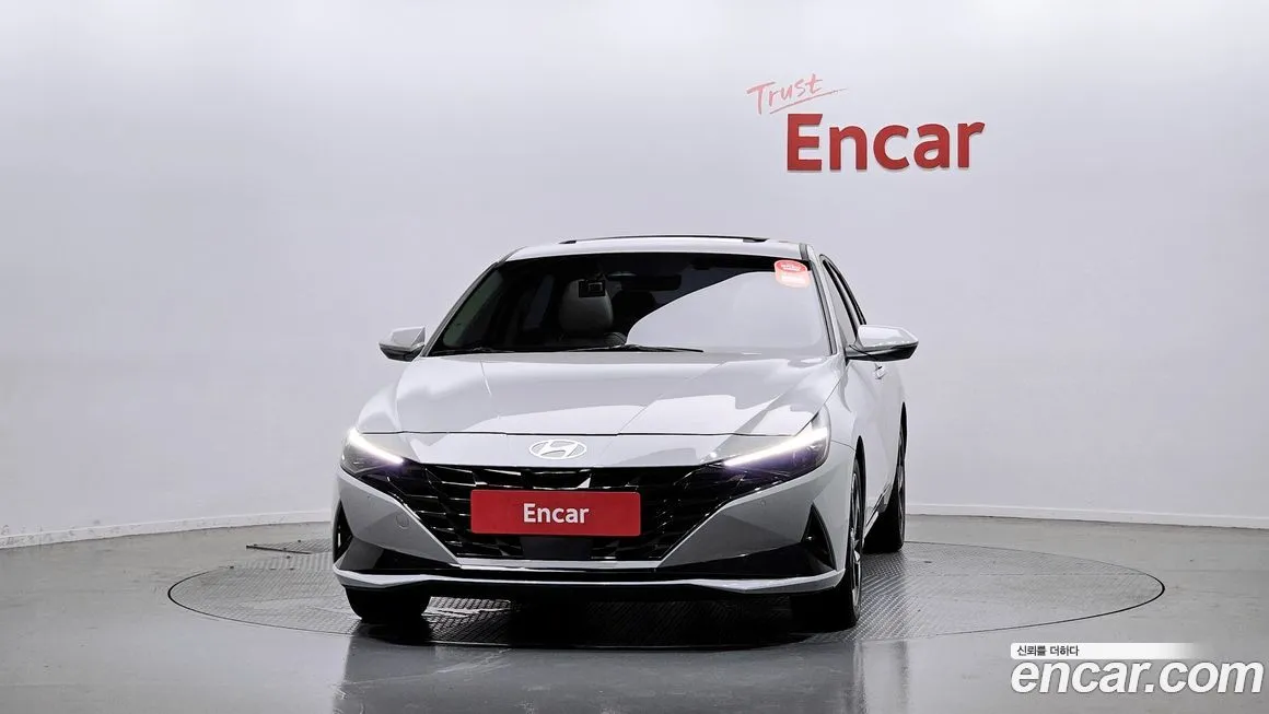Hyundai AVANTE — фото 3