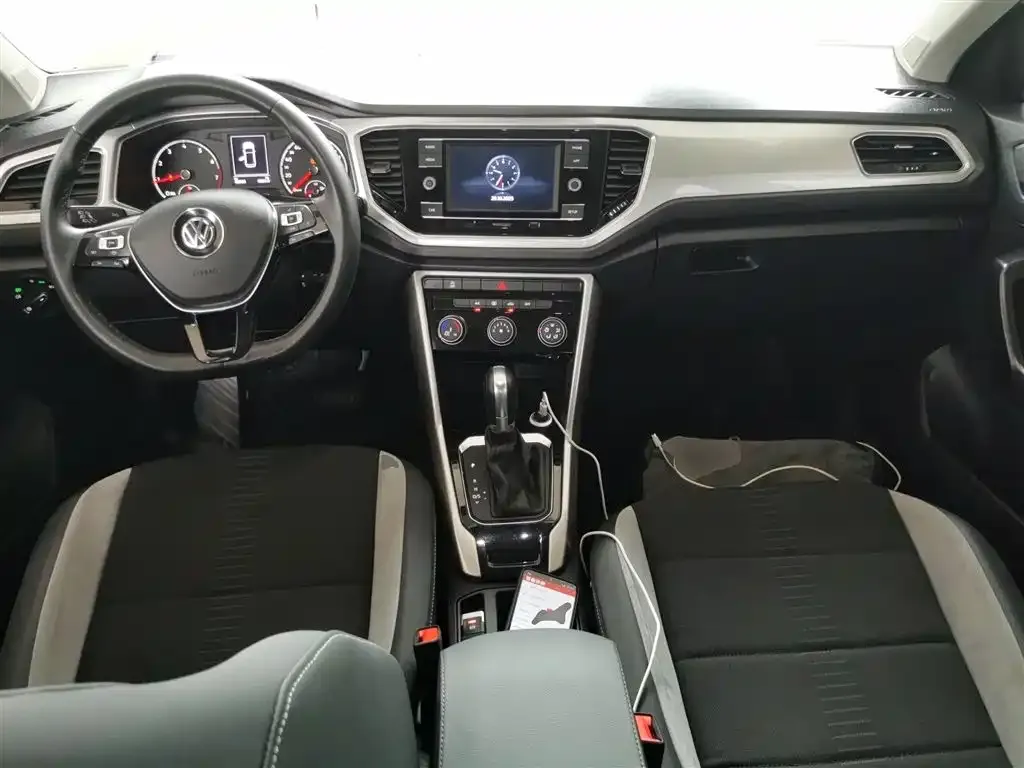 Volkswagen T-Roc 2021 из CN, фото 10