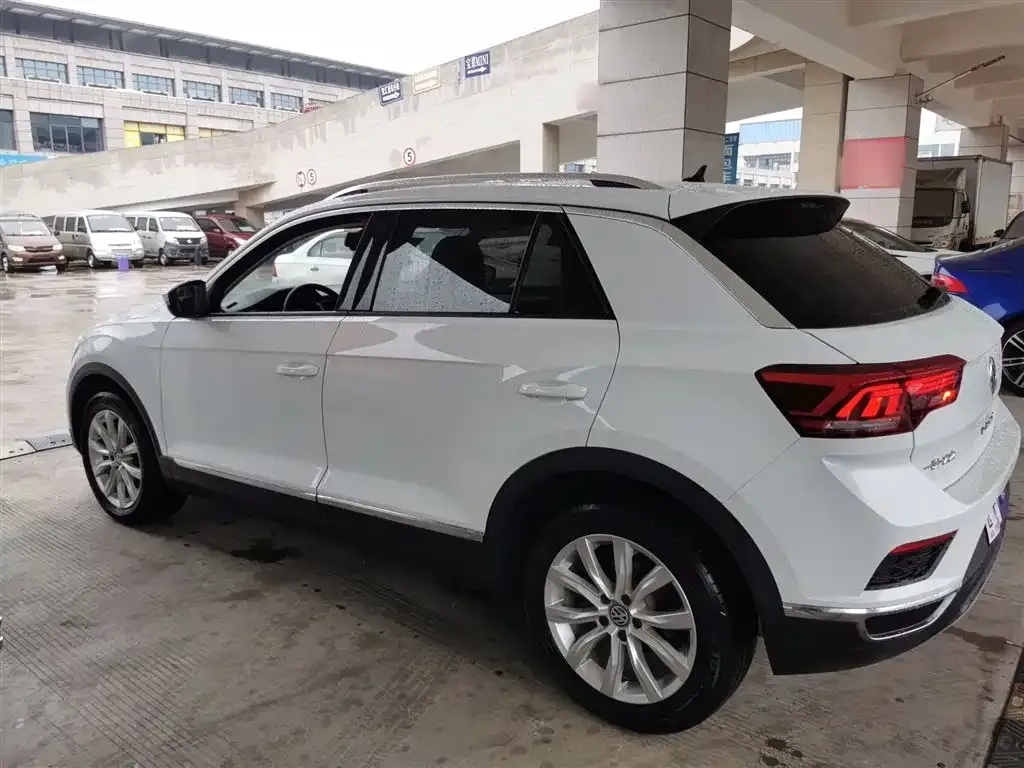 Volkswagen T-Roc 2021 из CN, фото 5