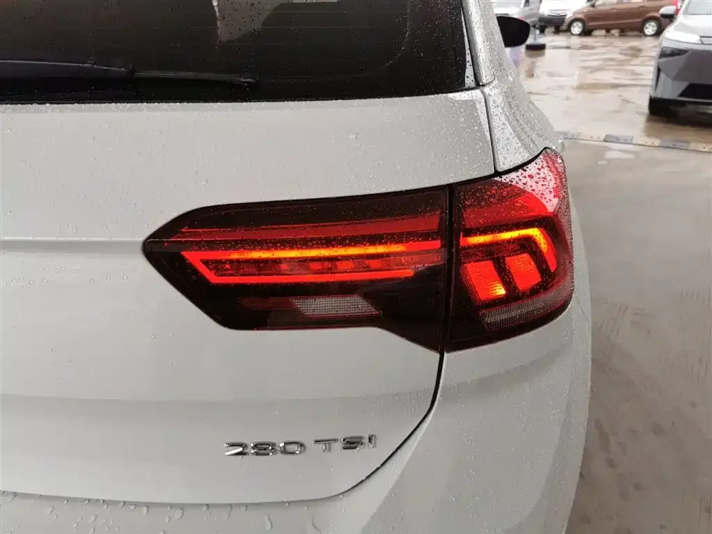 Volkswagen T-Roc 2021 из CN, фото 8