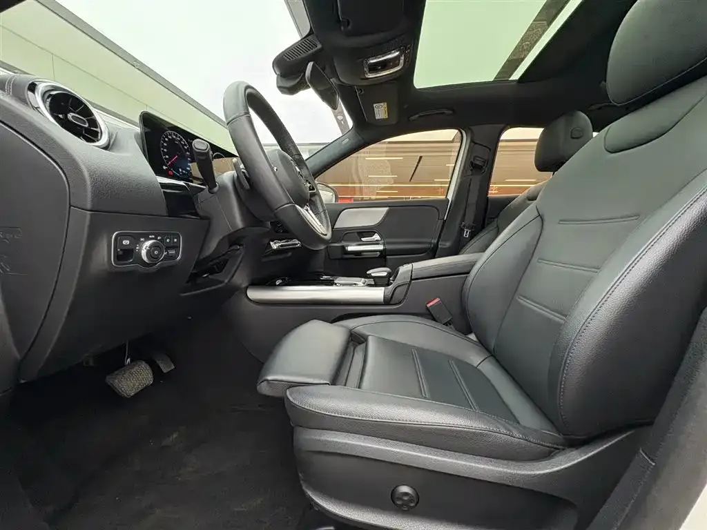 Mercedes-Benz GLA 2023 из CN, фото 8
