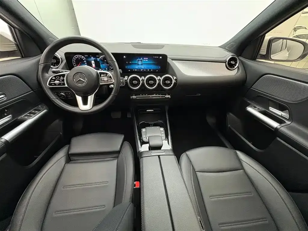 Mercedes-Benz GLA 2023 из CN, фото 9