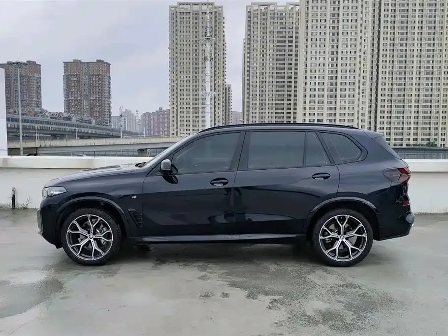 BMW X5 2024 из CN, фото 3