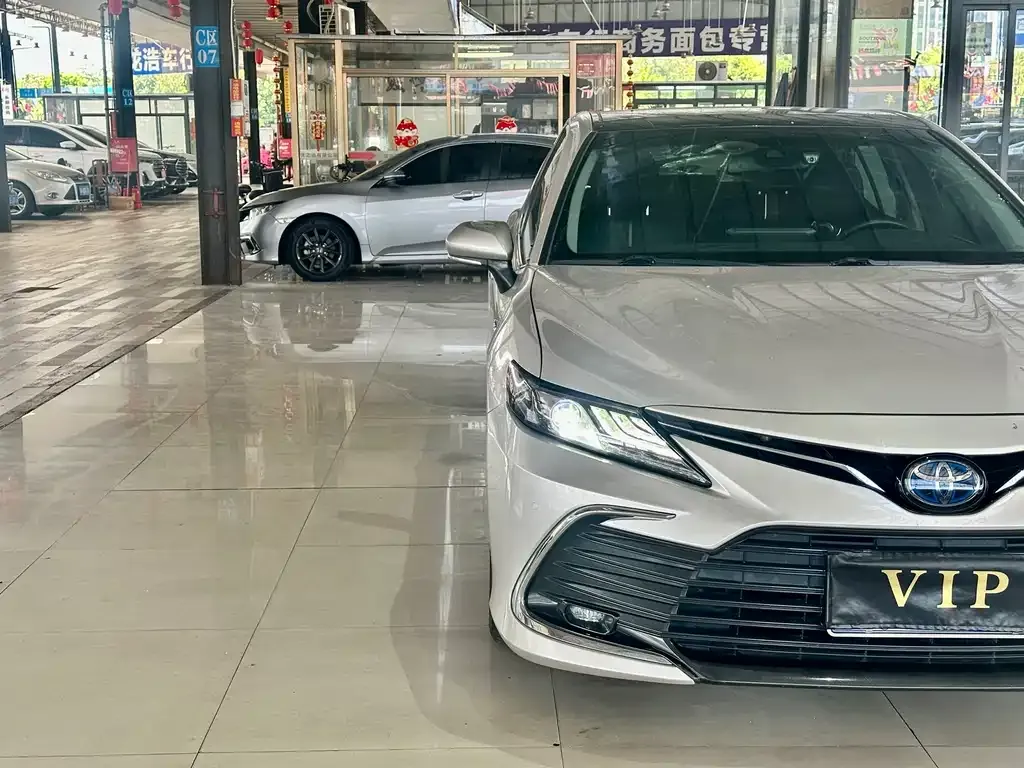 Toyota Camry 2021 из CN, фото 4