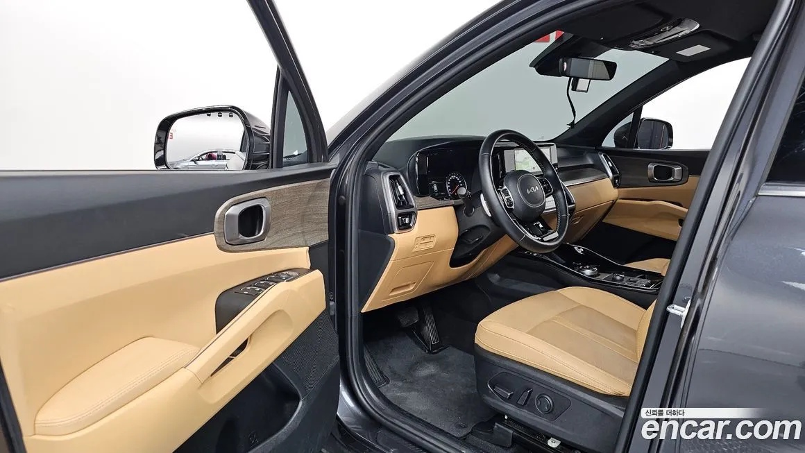 Kia Sorento — фото 10